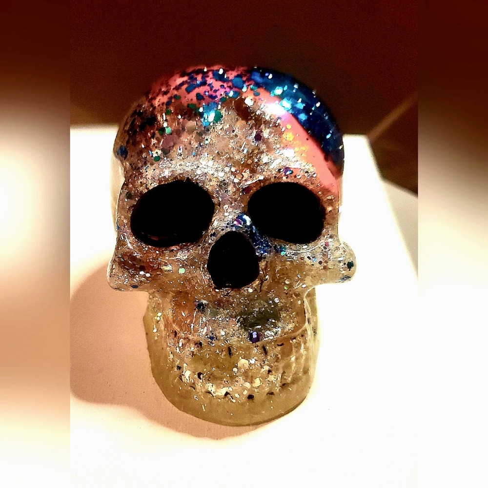 Glitter skull home decor